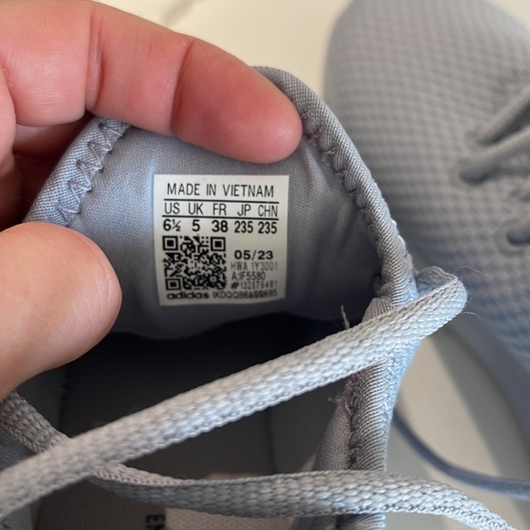 Adidas Cloudfoam shoes - Picture 3 of 5